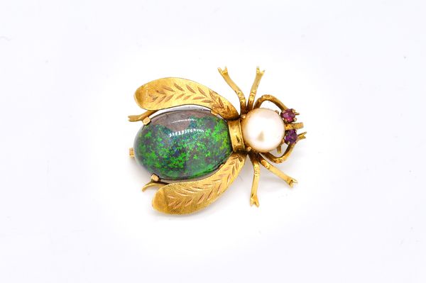 AN OPAL, CULTURED PEARL AND GEM SET GOLD INSECT BROOCH