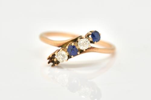 A GOLD, SAPPHIRE AND DIAMOND RING