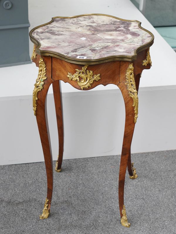 AN 18TH CENTURY STYLE FRENCH MARBLE TOPPED GILT METAL MOUNTED MAHOGANY SINGLE DRAWER OCCASIONAL TABLE