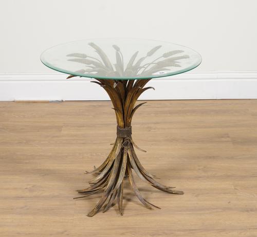 A CIRCULAR GLASS TOP OCCASIONAL TABLE
