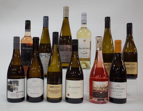 12 BOTTLES CANADIAN WHITE AND ROSÉ WINE