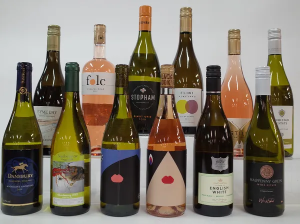 12 BOTTLES ENGLISH WHITE AND ROSÉ WINE