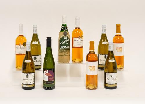 TEN BOTTLES OF WINE TO INCLUDE FOUR BOTTLES OF POUILLY FUME 2016 (10)