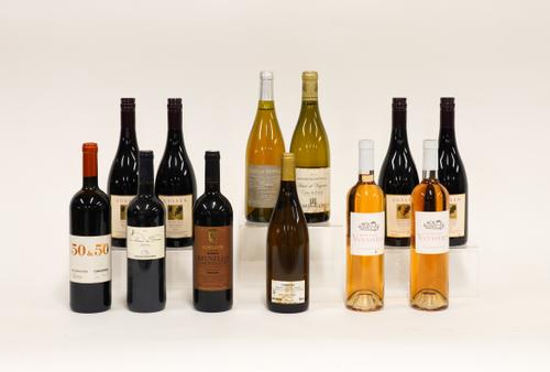 TWELVE BOTTLES OF MIXED WINES INCLUDING A BOTTLE OF AVIGNONESI CAPANNELLE 50 & 50 TOSCANA 2010 (12)