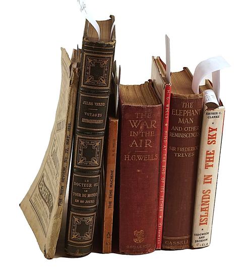 WELLS, H. G. (1866-1946). The Time Machine [in:] The New Review, London, 1895, Chapters XIII-XV, wrappers. With 6 other books. (7)