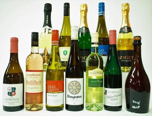 12 BOTTLES GERMAN WHITE WINE