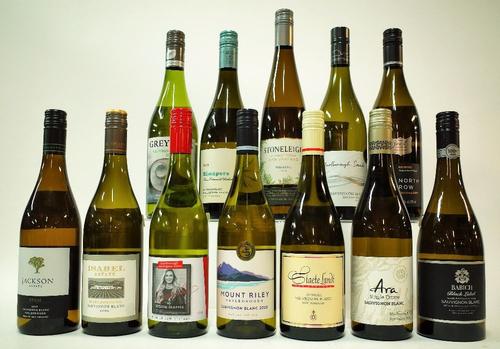 12 BOTTLES NEW ZEALAND WHITE WINE