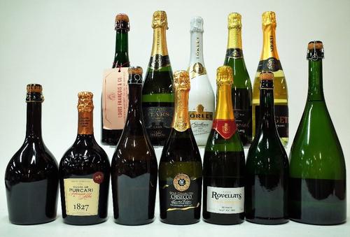 12 BOTTLES SPARKLING WINE