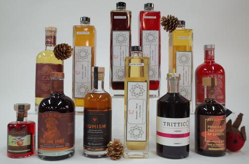 12 BOTTLES LOW AND ALCOHOL-FREE LIQUEURS