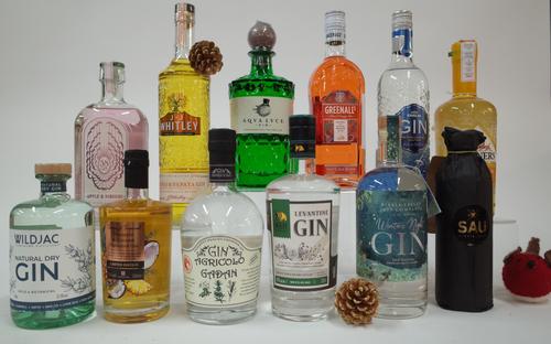 12 BOTTLES GIN