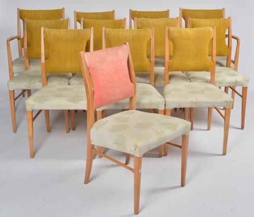 TWELVE MID-20TH CENTURY BEECH DINING CHAIRS (12)