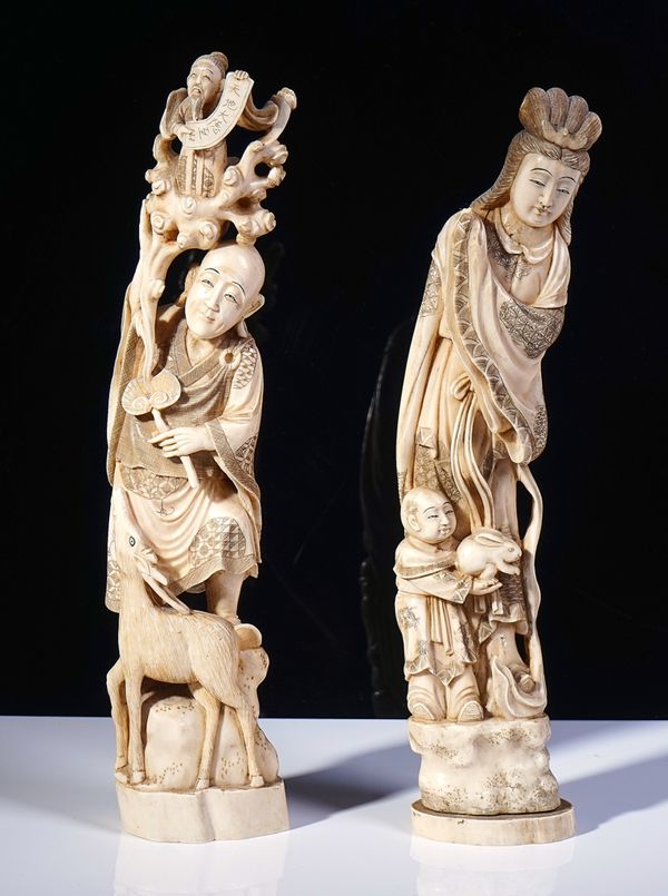 TWO JAPANESE IVORY OKIMONO (2)