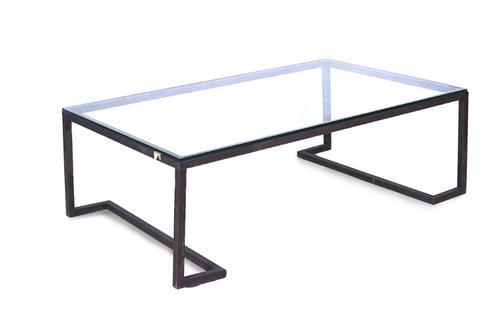 A 20TH-CENTURY RECTANGULAR COFFEE TABLE