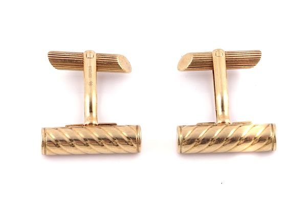 A PAIR 18CT GOLD CUFFLINKS BY DUNHILL