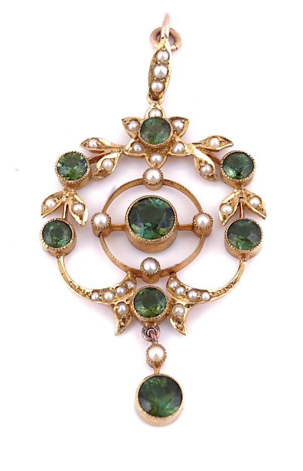 A GOLD, GREEN TOURMALINE AND SEED PEARL PENDANT