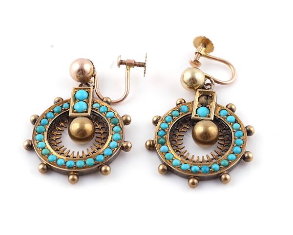 A PAIR OF GOLD AND TURQUOISE PENDANT EARRINGS