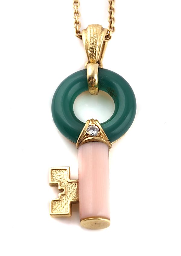 A VAN CLEEF & ARPELS GOLD AND GEM SET PENDANT, WITH A GOLD NECKCHAIN (2)