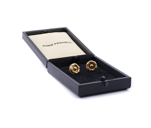 A PAIR OF THEO FENNELL 18CT GOLD EARSTUDS