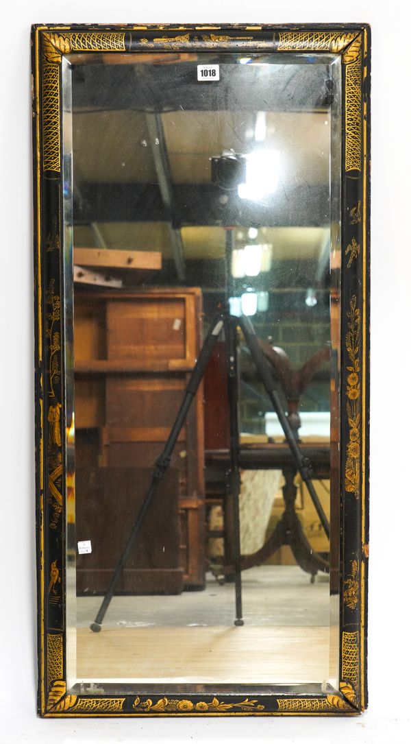 AN 18TH CENTURY BLACK LACQUER CHINOISERIE DECORATED MIRROR