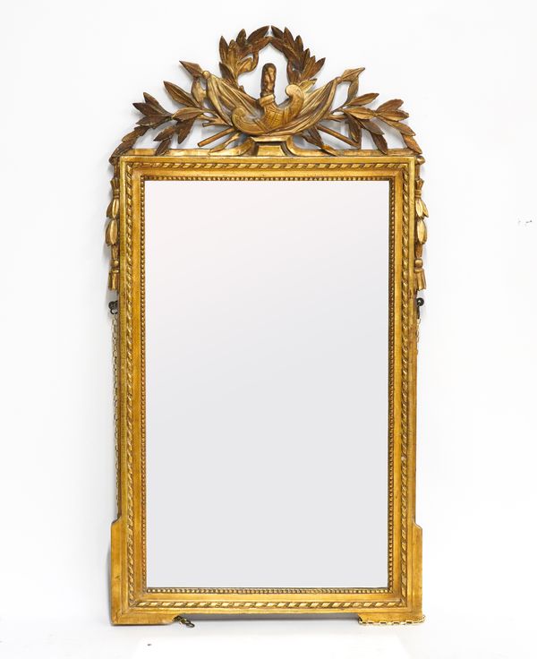 A 19TH CENTURY GILT FRAMED MIRROR