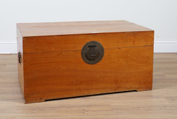 A LATE 19TH CENTURY CHINESE EXPORT HARDWOOD RECTANGULAR LIFT TOP TRUNK