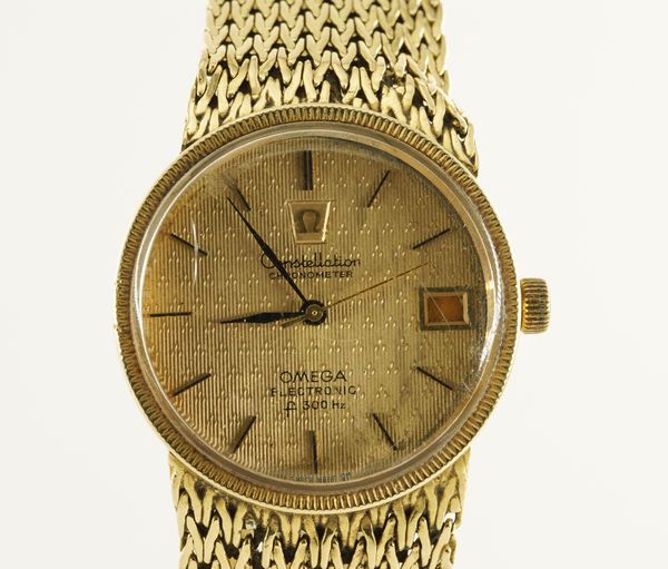 AN OMEGA CONSTELLATION 18CT GOLD CHRONOMETER ELECTRONIC F300HZ WRISTWATCH