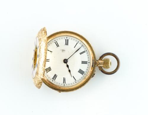 A SWISS 14K GOLD & ENAMEL KEYLESS WIND HALF HUNTER CASED FOB WATCH