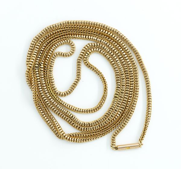 A GOLD BRAZIL LINK LONG CHAIN