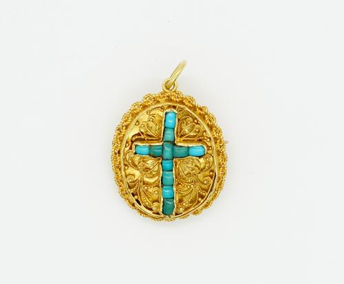 A GOLD AND TURQUOISE OVAL PENDANT BROOCH