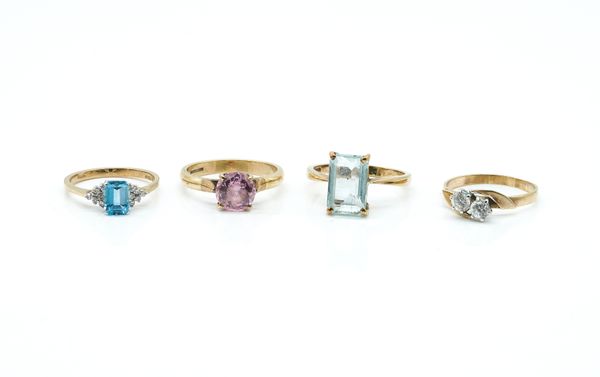 FOUR GOLD AND GEMSET RINGS (4)