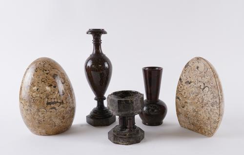 TWO CORNISH RED AND GREEN SERPENTINE VASES, ORNAMENTAL TAZZA AND A PAIR OF FOSSIL MARBLE BOOK ENDS (5)