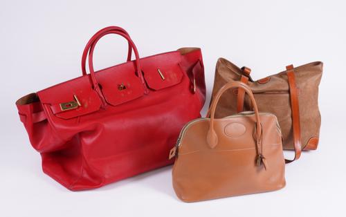 HERMES: A TAN LEATHER HANDBAG AND TWO OTHER BAGS (3)