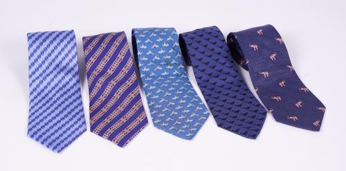 A COLLECTION OF DESIGNER TIES INCLUDING HERMES AND LANVIN (22)
