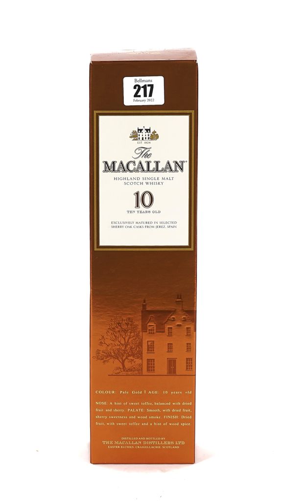 A 70CL BOTLLE OF THE MACALLAN 10 YEAR OLD HIGHLAND SINGLE MALT SCOTCH WHISKY