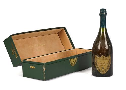 A 75CL BOTTLE OF 1966 VINTAGE DOM PERIGNON CHAMPAGNE