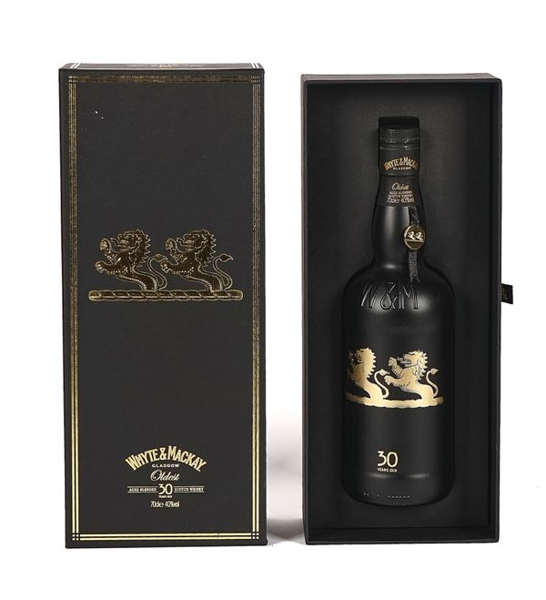 A 70CL BOTTLE OF WHYTE MACKAY 30 YEAR OLD WHISKY