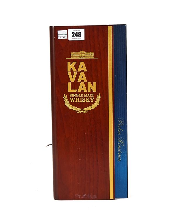 A 75CL BOTTLE OF KAVALAN SOLIST PEDRO XIMENEZ SINGLE MALT WHISKY