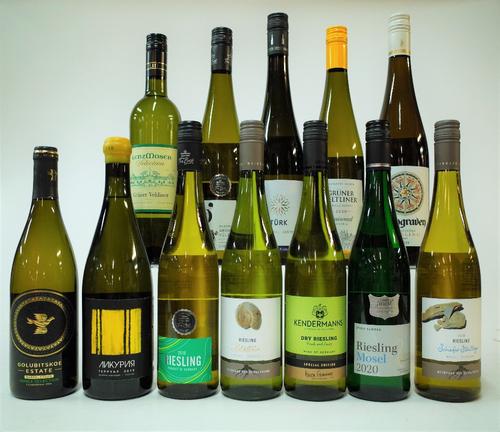 12 BOTTLES WHITE WINE (MIXED ORIGIN)