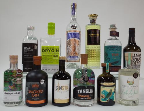 12 BOTTLES GIN