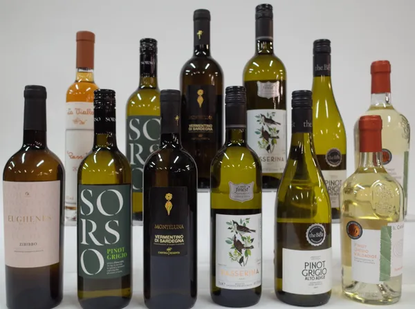 11 BOTTLES ITALIAN WHITE AND 1 DESSERT WINE