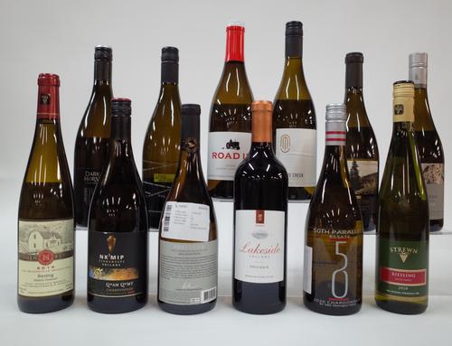 11 BOTTLES CANADIAN WHITE AND 1 RED WINE
