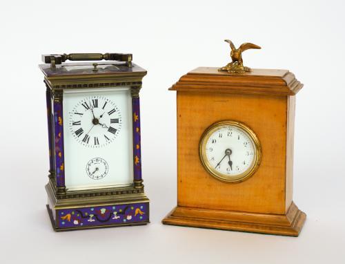 A CHINESE CLOISONNE ENAMEL STRIKING AND REPEATING CARRIAGE CLOCK (2)