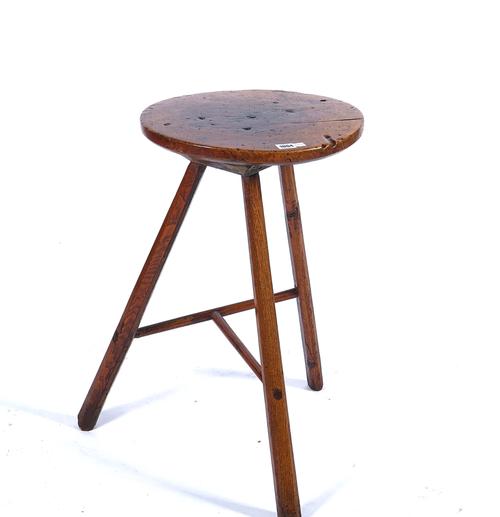 AN EARLY 19TH CENTURY PRIMITIVE CRICKET TABLE