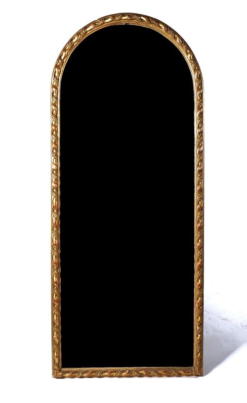 A 19TH CENTURY GILT FRAMED ARCH TOP MIRROR
