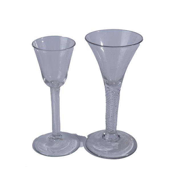TWO AIRTWIST WINE GLASSES (2)