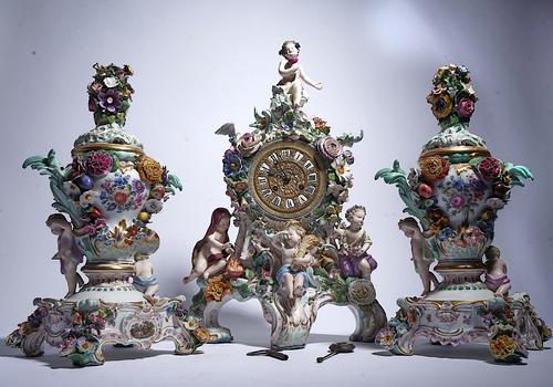 A MEISSEN PORCELAIN ASSEMBLED CLOCK GARNITURE (3)