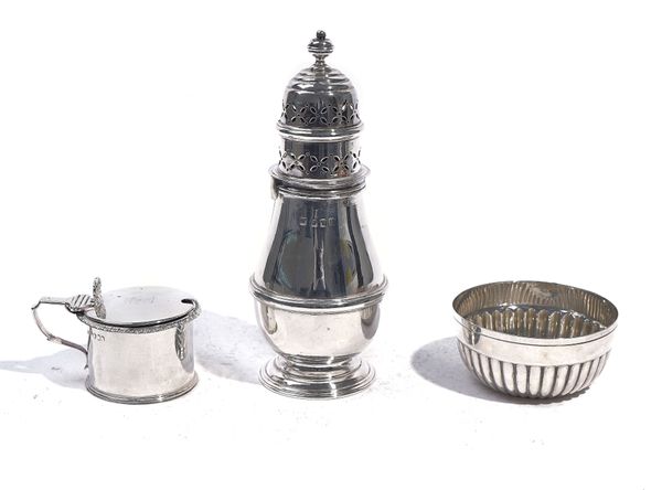 A LATE VICTORIAN SILVER SUGAR CASTER AND TWO FURTHER ITEMS (3)