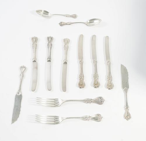 AN AMERICAN STERLING SILVER PART TABLE SERVICE