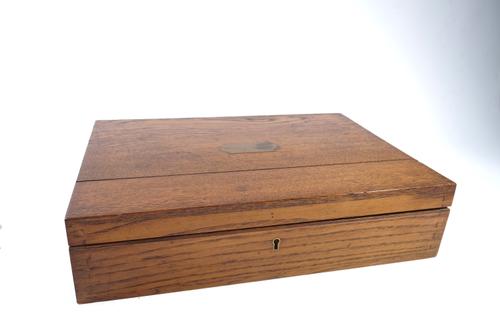 AN ELKINGTON & CO PLATED CANTEEN OF TABLE FLATWARE