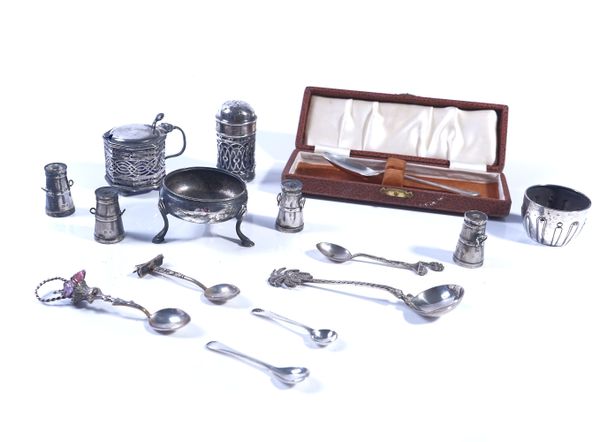 A GROUP OF SILVER, FOREIGN AND PLATED WARES (15)